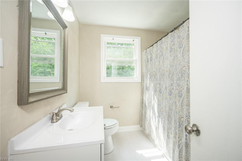 Photo 32 of 43 residential for sale in Virginia Beach virginia
