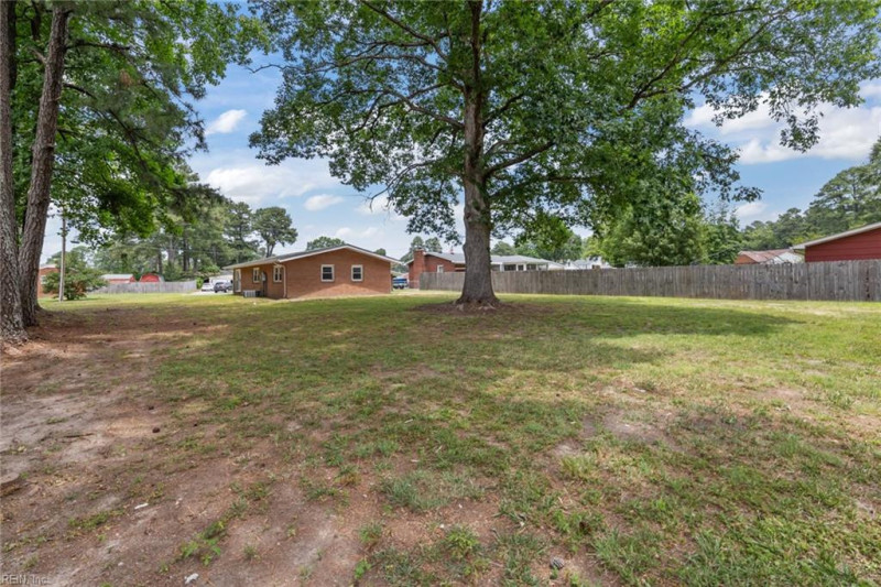 Photo 26 of 28 residential for sale in Suffolk virginia