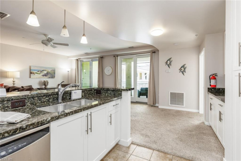 Photo 7 of 35 residential for sale in Virginia Beach virginia