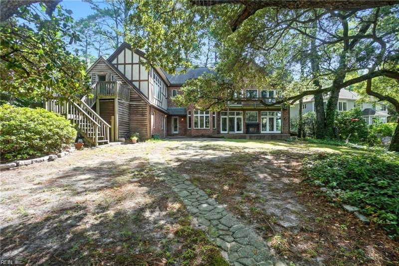 Photo 17 of 29 residential for sale in Norfolk virginia