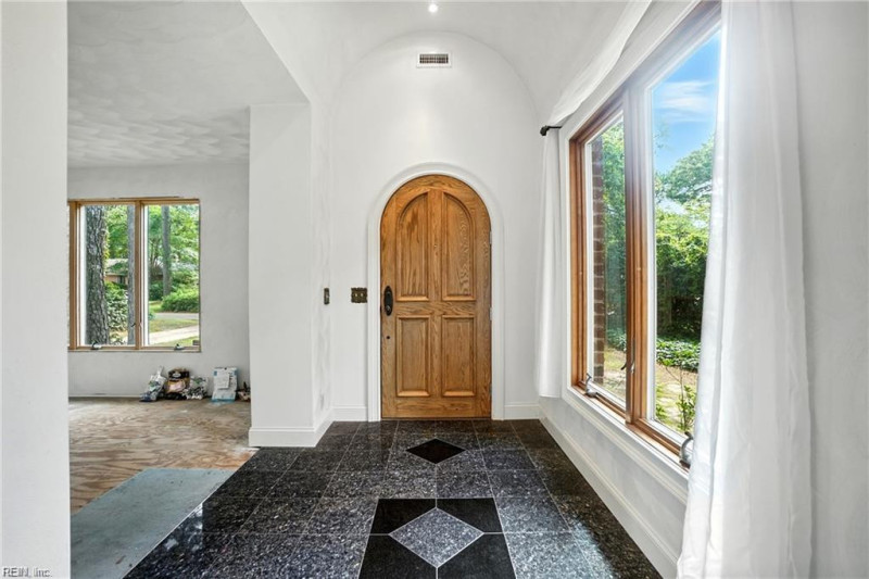 Photo 3 of 29 residential for sale in Norfolk virginia