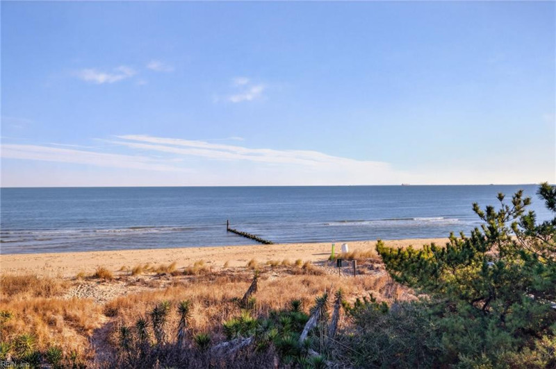 Photo 25 of 48 residential for sale in Norfolk virginia Photo 25 of 48 residential for sale in Norfolk virginia