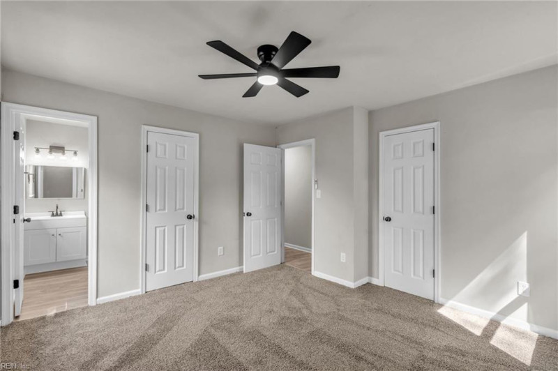 Photo 12 of 49 residential for sale in Virginia Beach virginia
