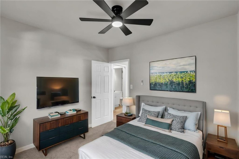 Photo 33 of 49 residential for sale in Virginia Beach virginia