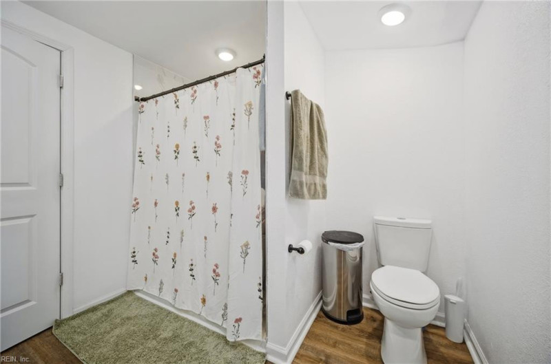 Photo 13 of 31 residential for sale in Portsmouth virginia