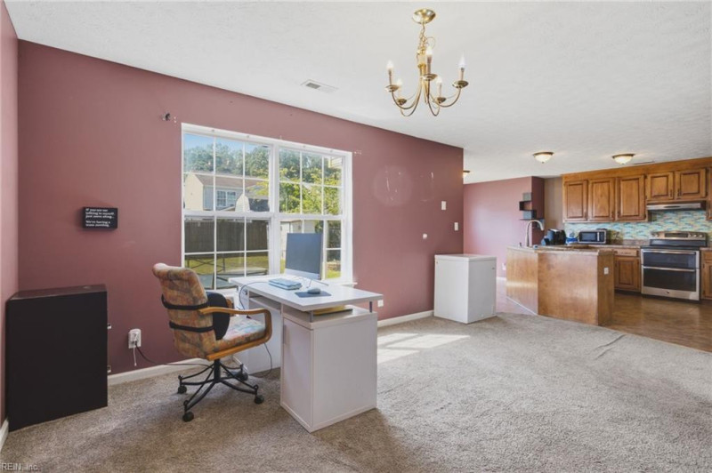 Photo 10 of 41 residential for sale in Newport News virginia