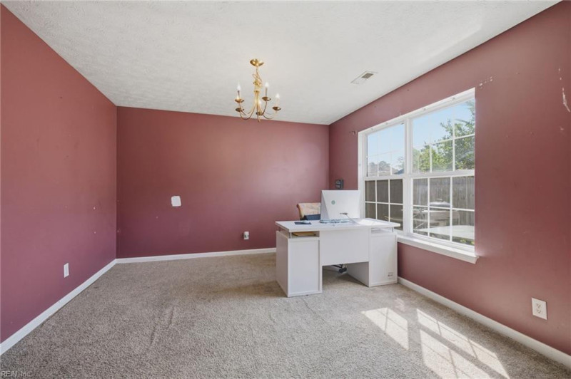 Photo 13 of 41 residential for sale in Newport News virginia