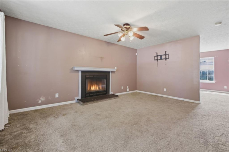 Photo 7 of 41 residential for sale in Newport News virginia