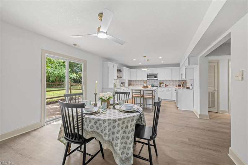 Photo 11 of 49 residential for sale in Virginia Beach virginia