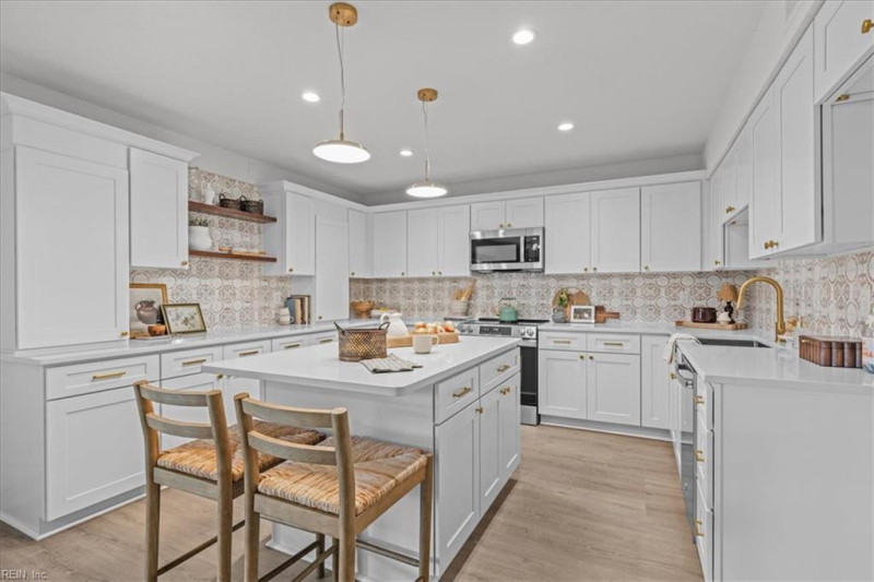 Photo 17 of 49 residential for sale in Virginia Beach virginia