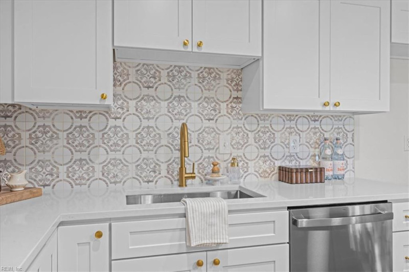 Photo 20 of 49 residential for sale in Virginia Beach virginia