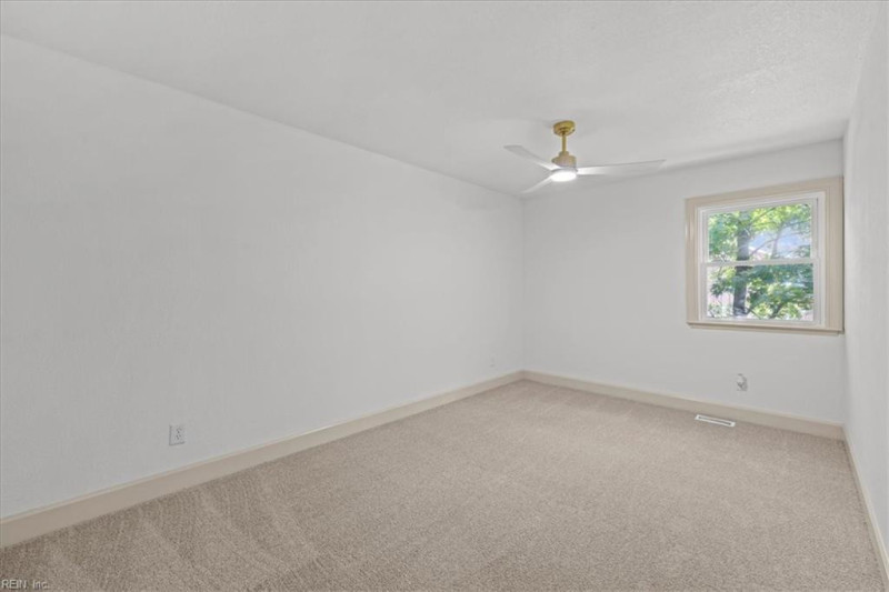 Photo 33 of 49 residential for sale in Virginia Beach virginia