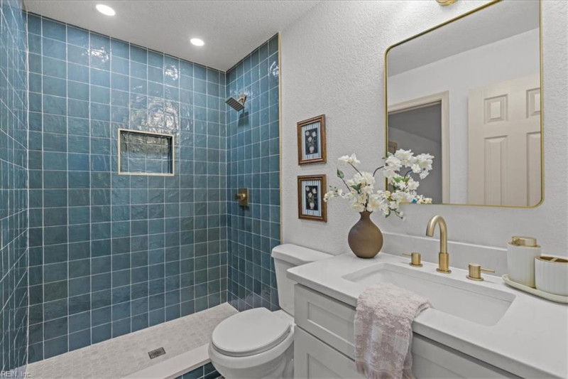 Photo 41 of 49 residential for sale in Virginia Beach virginia