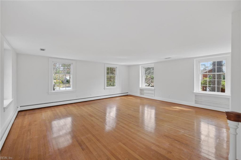 Photo 23 of 49 residential for sale in Virginia Beach virginia