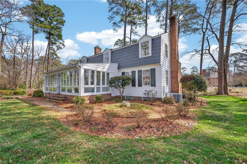 Photo 34 of 49 residential for sale in Virginia Beach virginia
