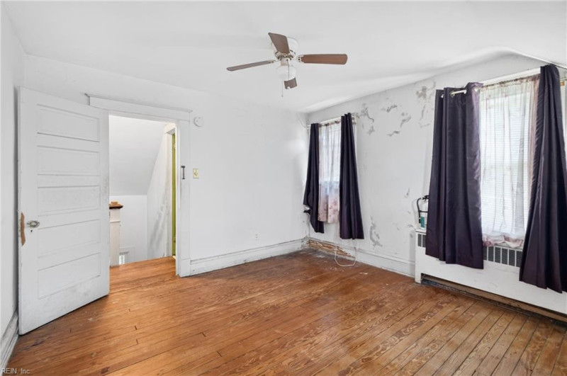Photo 20 of 27 residential for sale in Newport News virginia
