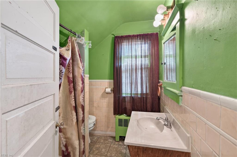 Photo 22 of 27 residential for sale in Newport News virginia