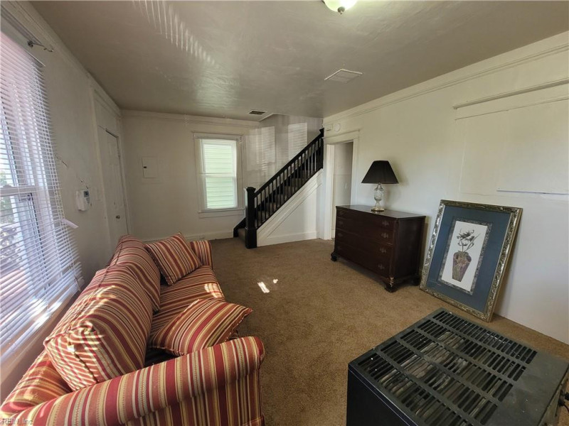Photo 4 of 15 residential for sale in Norfolk virginia