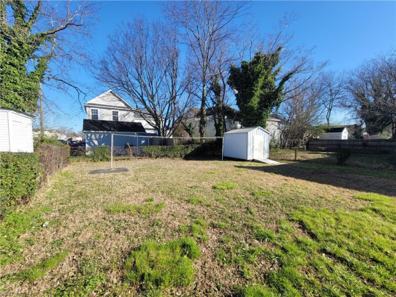 Photo 9 of 15 residential for sale in Norfolk virginia