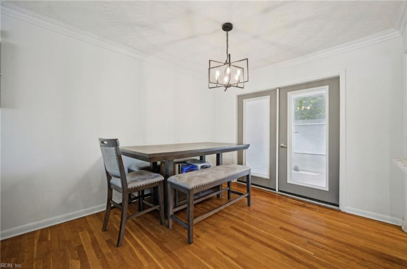Photo 16 of 33 residential for sale in Virginia Beach virginia