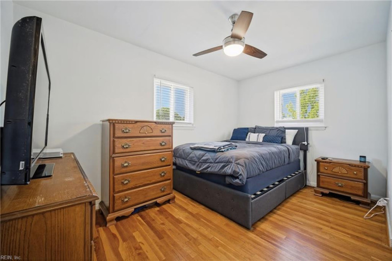 Photo 23 of 33 residential for sale in Virginia Beach virginia