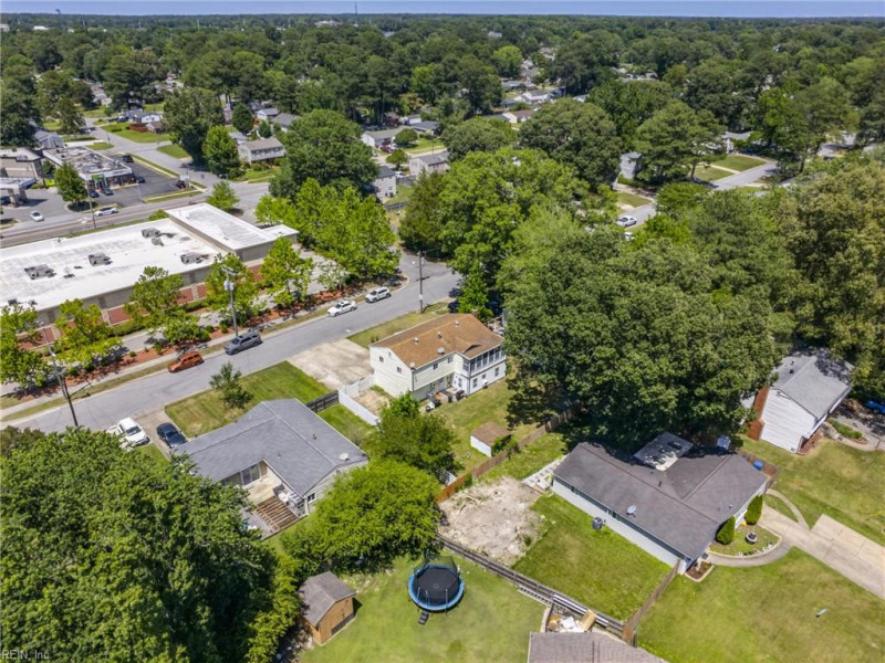 Photo 6 of 33 residential for sale in Virginia Beach virginia