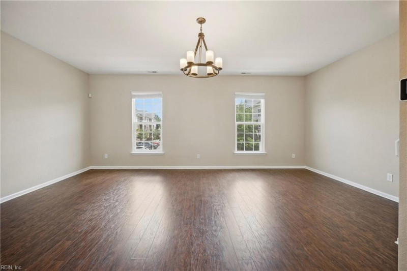 Photo 15 of 35 residential for sale in Virginia Beach virginia