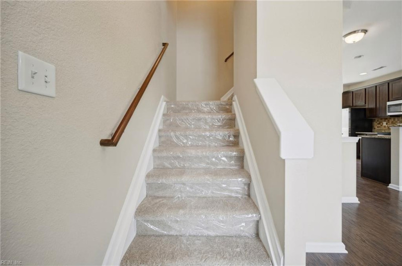 Photo 17 of 35 residential for sale in Virginia Beach virginia