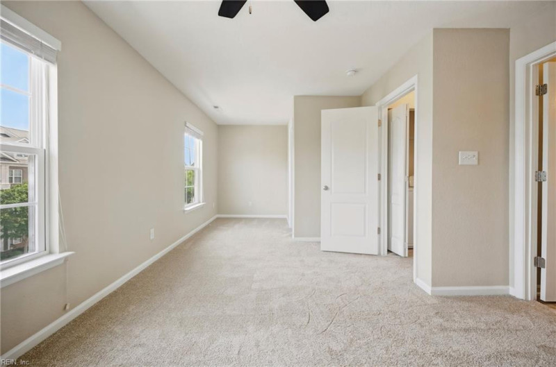 Photo 25 of 35 residential for sale in Virginia Beach virginia
