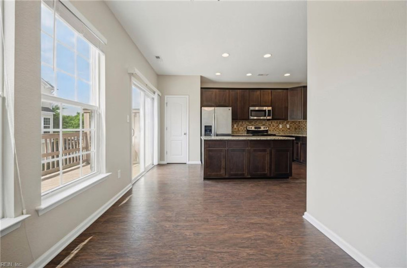 Photo 9 of 35 residential for sale in Virginia Beach virginia