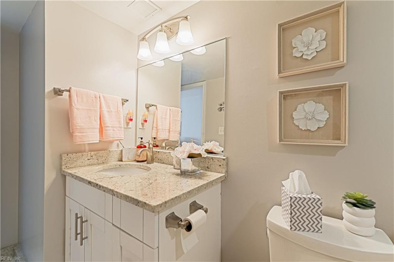 Photo 32 of 50 residential for sale in Norfolk virginia Photo 32 of 50 residential for sale in Norfolk virginia