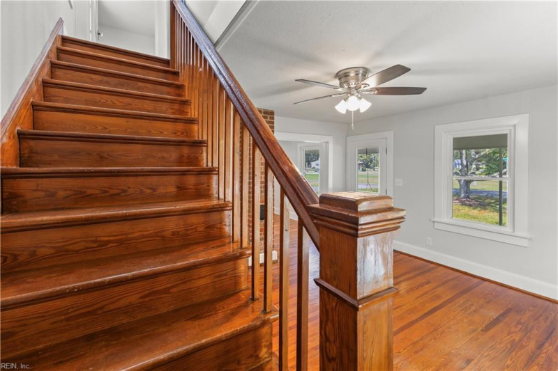 Photo 12 of 47 residential for sale in Mathews County virginia