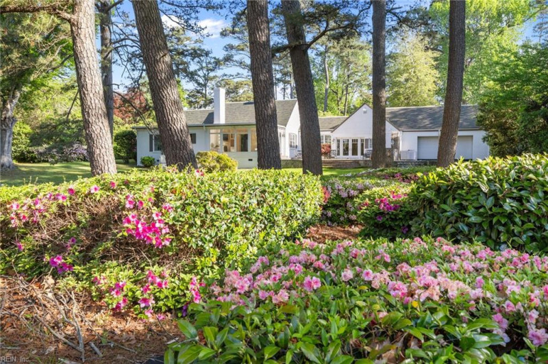 Photo 19 of 48 residential for sale in Virginia Beach virginia
