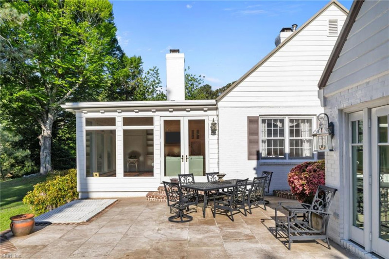 Photo 22 of 48 residential for sale in Virginia Beach virginia