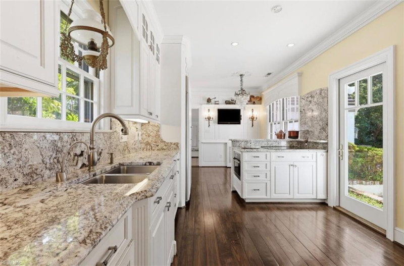 Photo 31 of 48 residential for sale in Virginia Beach virginia