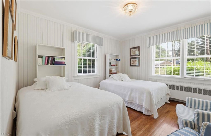 Photo 43 of 48 residential for sale in Virginia Beach virginia