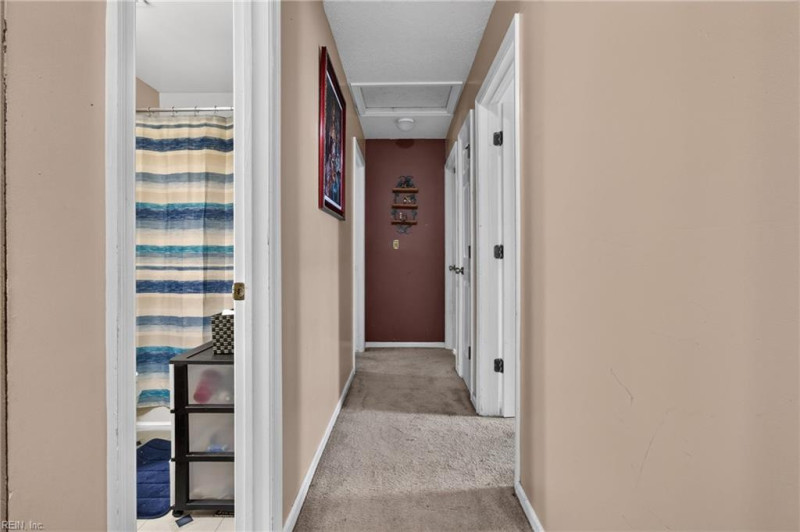 Photo 11 of 12 residential for sale in Virginia Beach virginia
