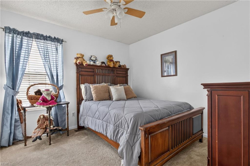 Photo 8 of 12 residential for sale in Virginia Beach virginia