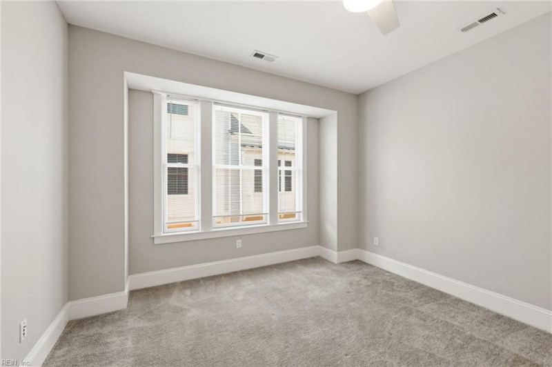 Photo 16 of 25 residential for sale in Norfolk virginia