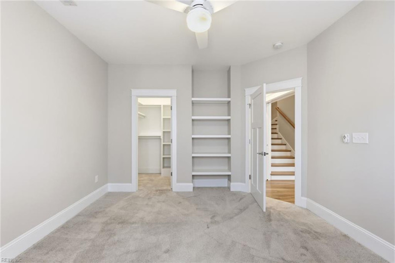 Photo 17 of 25 residential for sale in Norfolk virginia