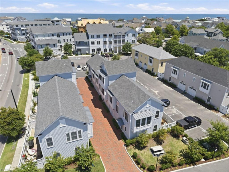 Photo 3 of 25 residential for sale in Norfolk virginia