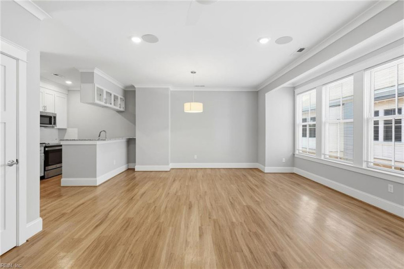 Photo 5 of 25 residential for sale in Norfolk virginia