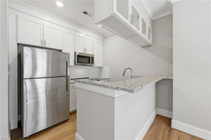 Photo 7 of 25 residential for sale in Norfolk virginia