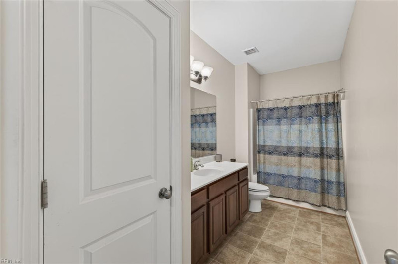 Photo 23 of 35 residential for sale in Chesapeake virginia