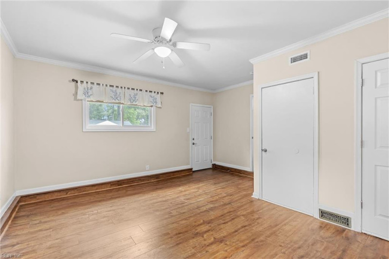 Photo 12 of 24 residential for sale in Virginia Beach virginia
