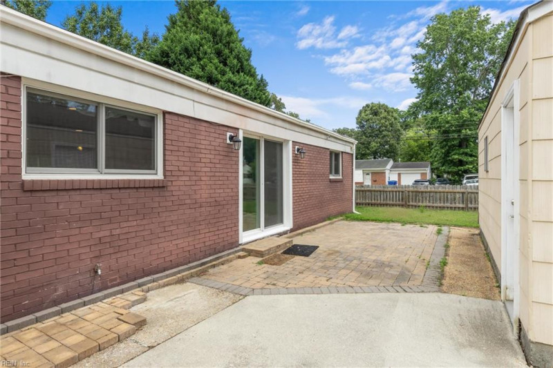 Photo 19 of 24 residential for sale in Virginia Beach virginia