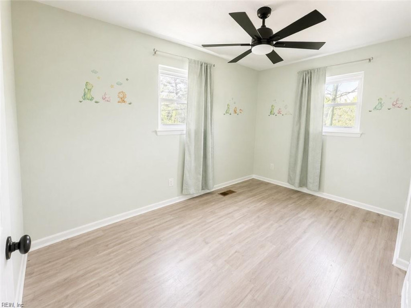 Photo 12 of 20 residential for sale in Virginia Beach virginia