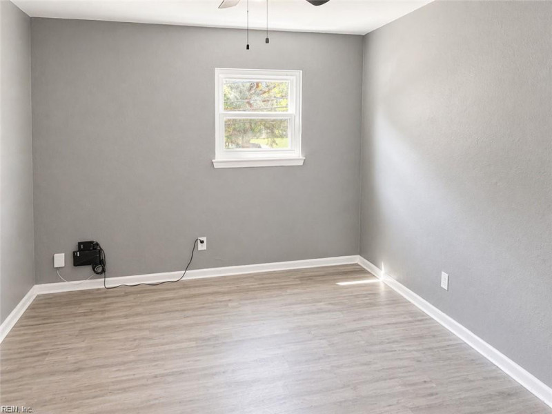 Photo 9 of 20 residential for sale in Virginia Beach virginia