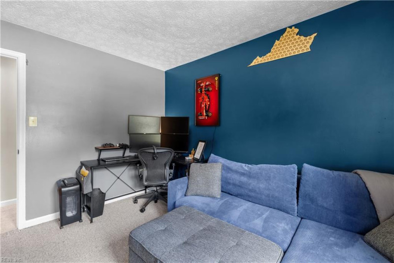 Photo 17 of 29 residential for sale in Newport News virginia