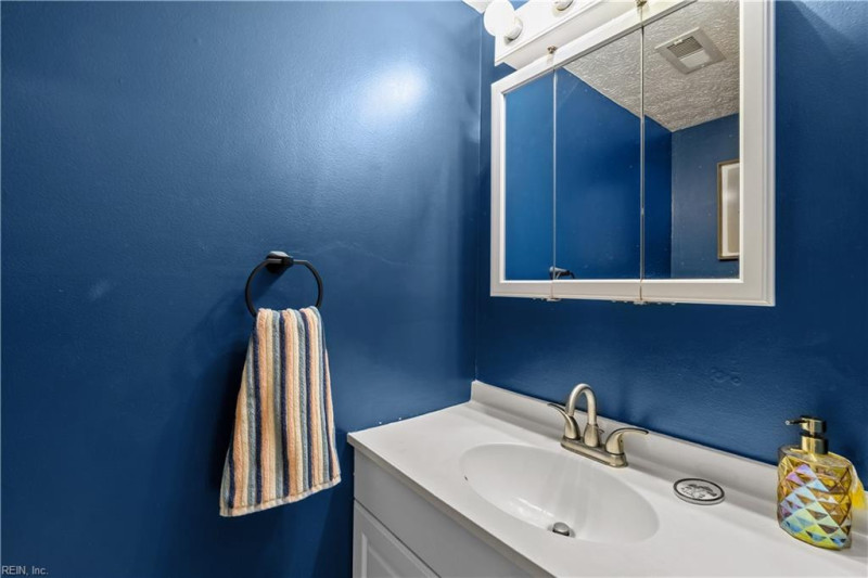 Photo 18 of 29 residential for sale in Newport News virginia